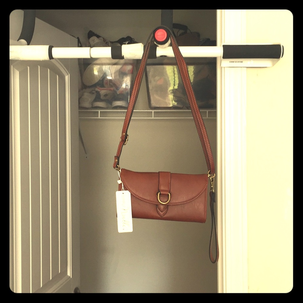Brown little leather cute purse that matches lots
